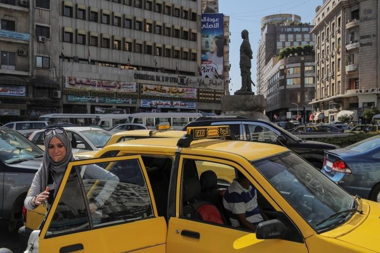 فیلم ، پراید ایرانی، راننده سوری، گردشگر آمریکایی ، ویراژ پراید تاکسی ها در سوریه