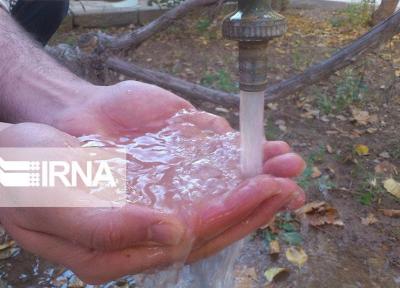 خبرنگاران فرماندار مسائل آب شرب 15 روستای هرسین را بررسی کرد